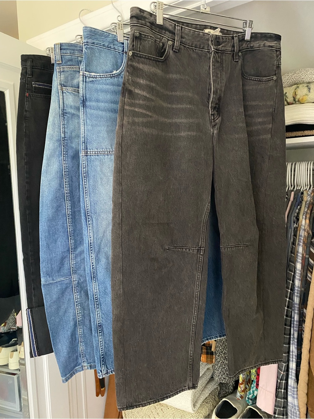 Madewell: Women’s- The Darted Barrel-Leg Jean - Picture 5 of 6